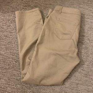 Croft & Barrow “Classic Fit Straight Leg Stretch” -Size 12